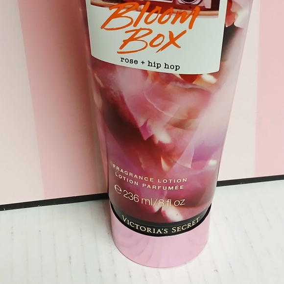Victoria's Secret Victoria's Secret Bloom Box Fragrance Body Lotion - Picture 3 of 5